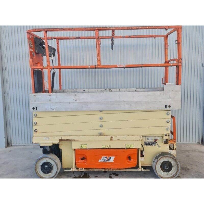 JLG 2630 ES Підйомники-ножиці
