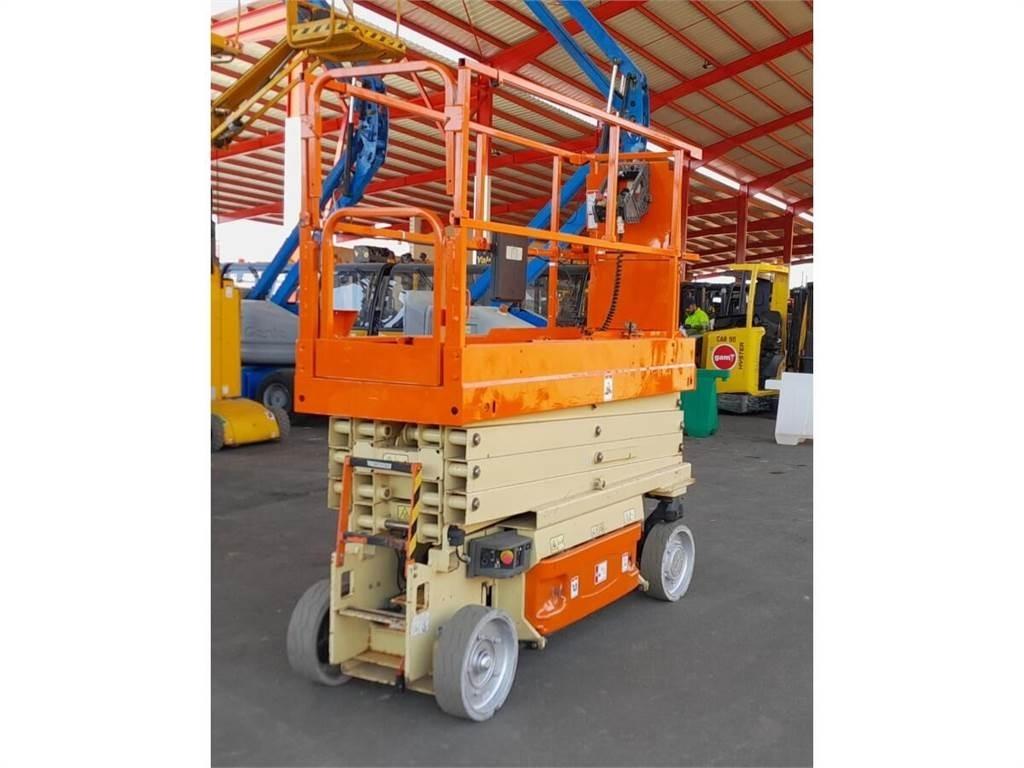 JLG 2632ES Підйомники-ножиці