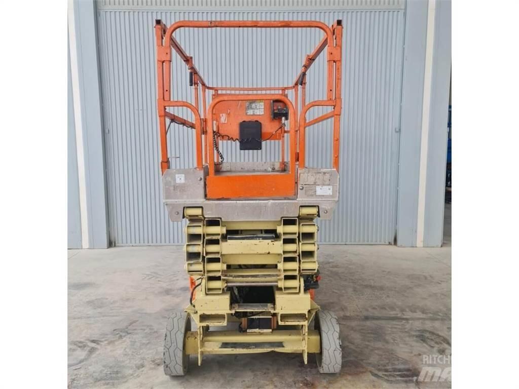 JLG 3246ES Підйомники-ножиці