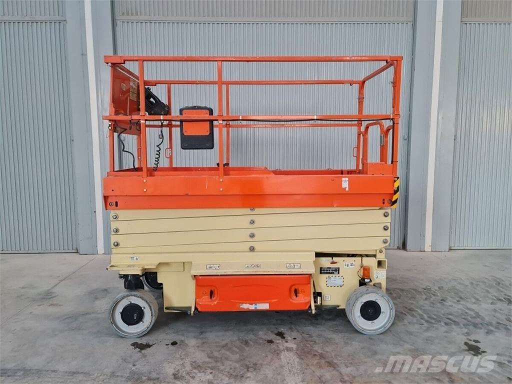 JLG 3246ES Підйомники-ножиці