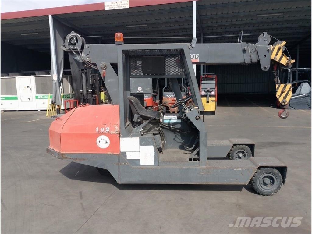 Valla 40D Вантажівки / спеціальні