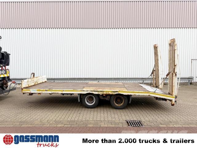 Blomenröhr 688/18000 Низькорамні причепи