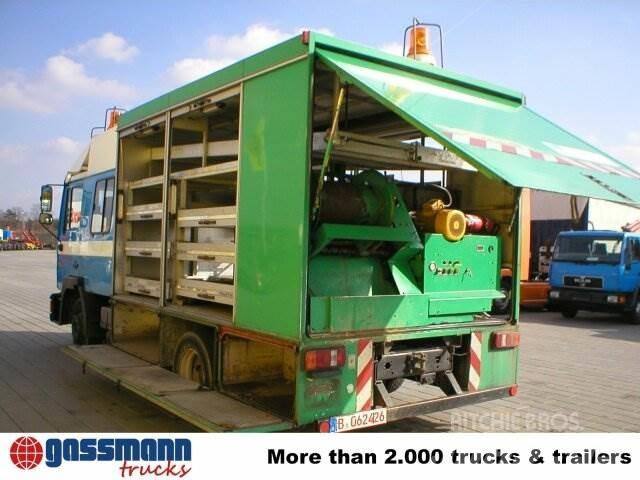 MAN Spülwagen Підмітальні машини