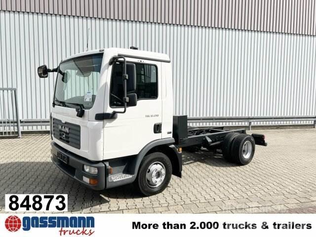 MAN TGL 12.210 4X2 BL Шасі з кабіною