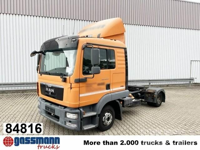 MAN TGL 8.220 4X2 BL Тягачі