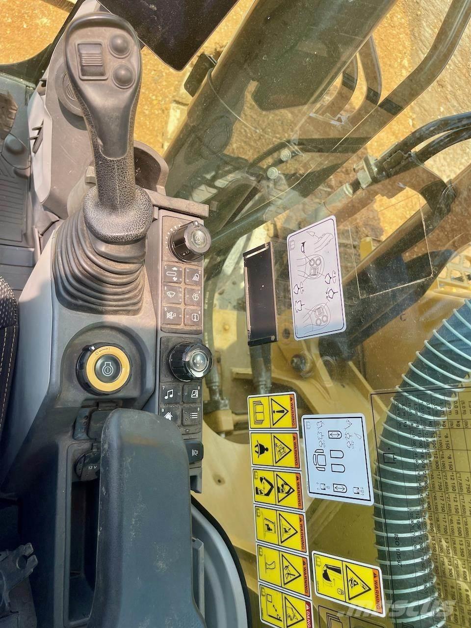 CAT 336 Гусеничні екскаватори