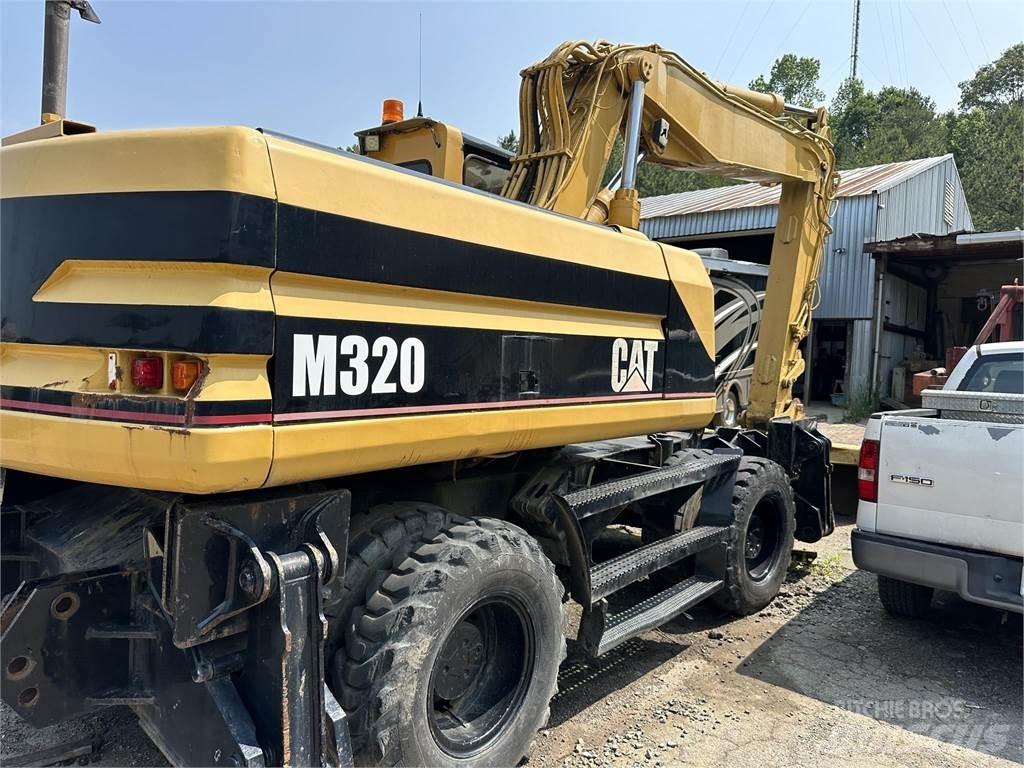 CAT M320 Колісні екскаватори