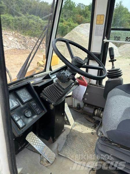 Daewoo MG200 Фронтальні навантажувачі