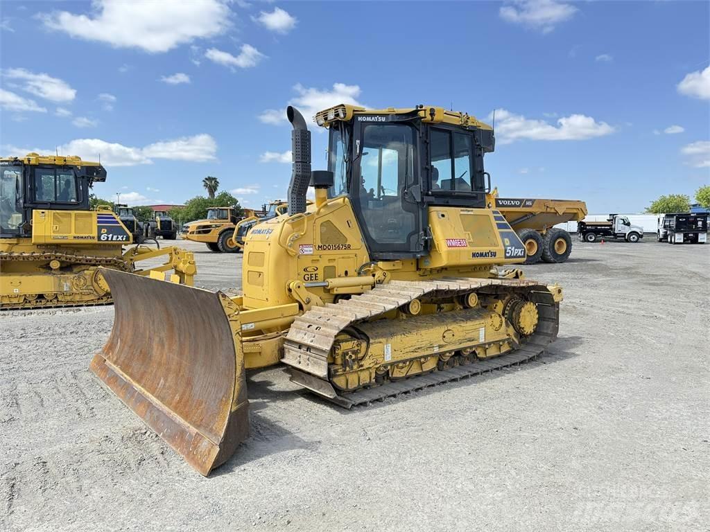 Komatsu D51PXi-24 Гусеничні бульдозери