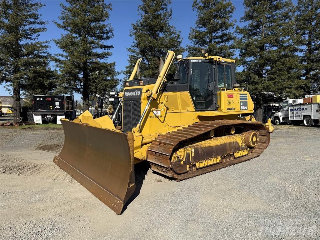 Komatsu D65PX-18 Гусеничні бульдозери