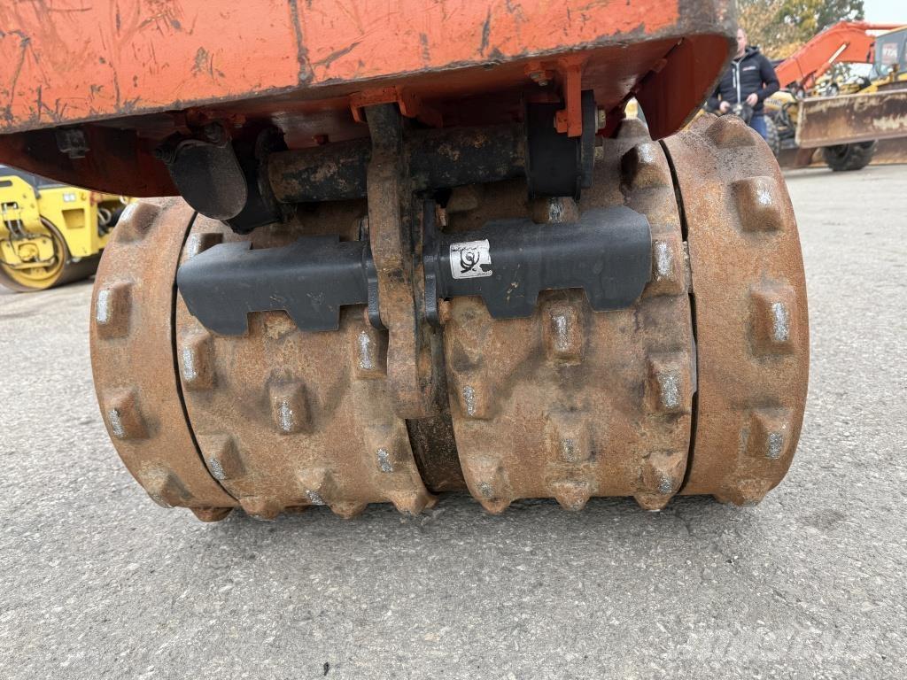 Bomag BMP 8500 Ущільнювачі грунту