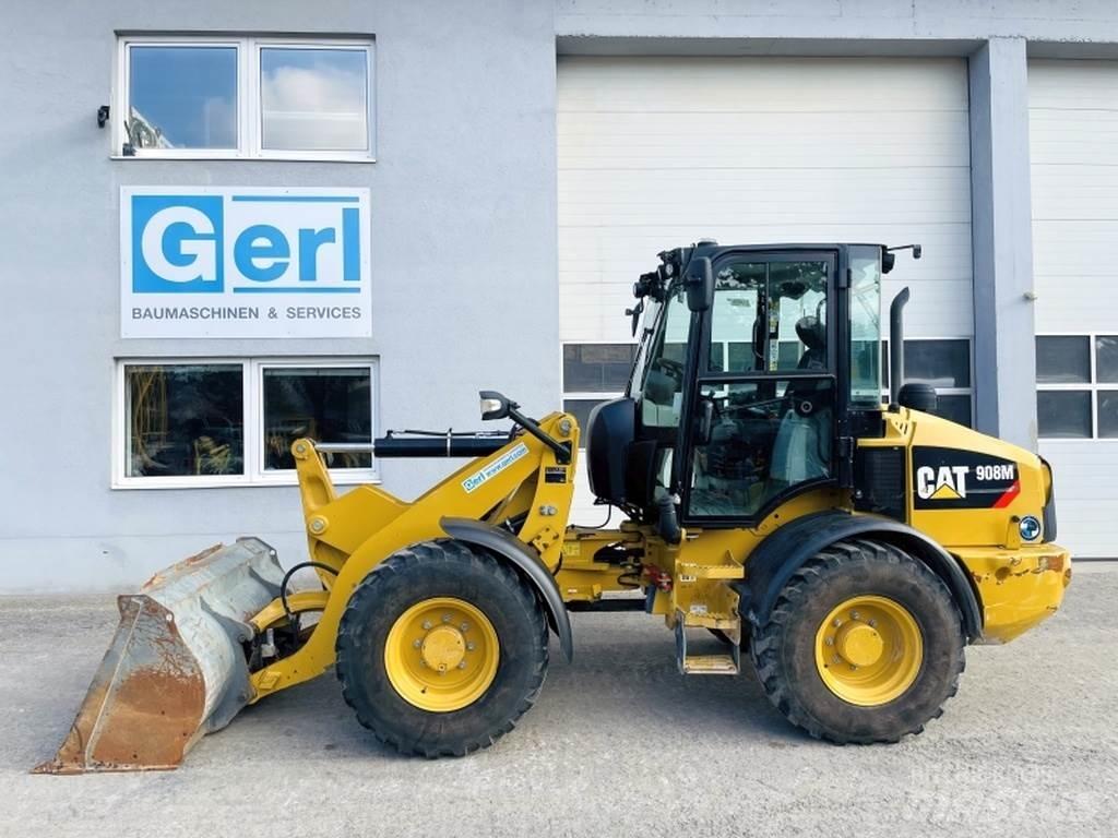 CAT 908M Фронтальні навантажувачі