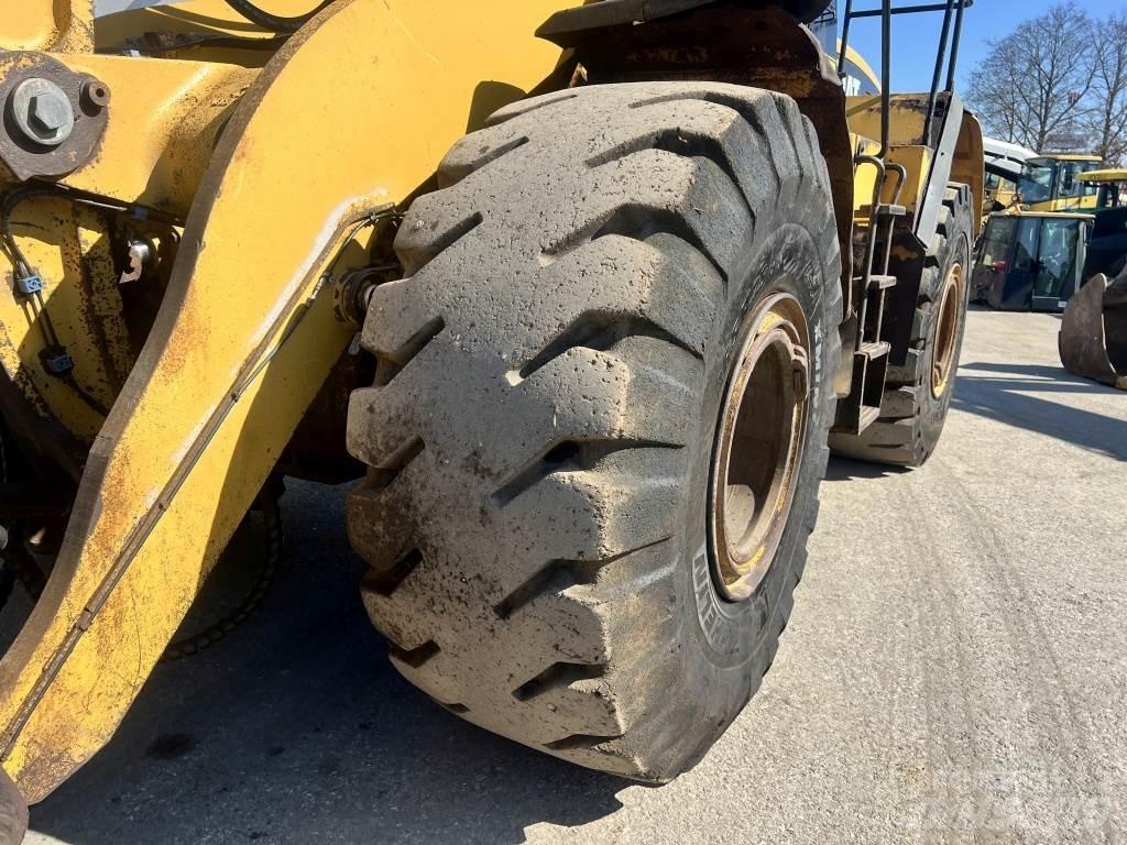 CAT 966 G Фронтальні навантажувачі