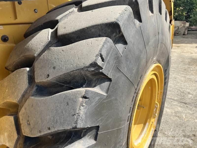 CAT 966 M-XE Фронтальні навантажувачі
