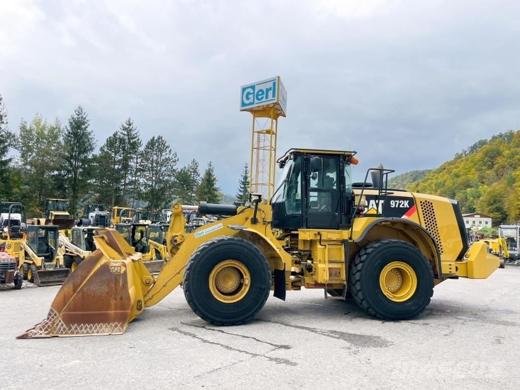 CAT 972K Фронтальні навантажувачі