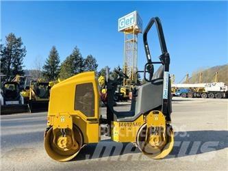 CAT CB14B Котки тротуарні