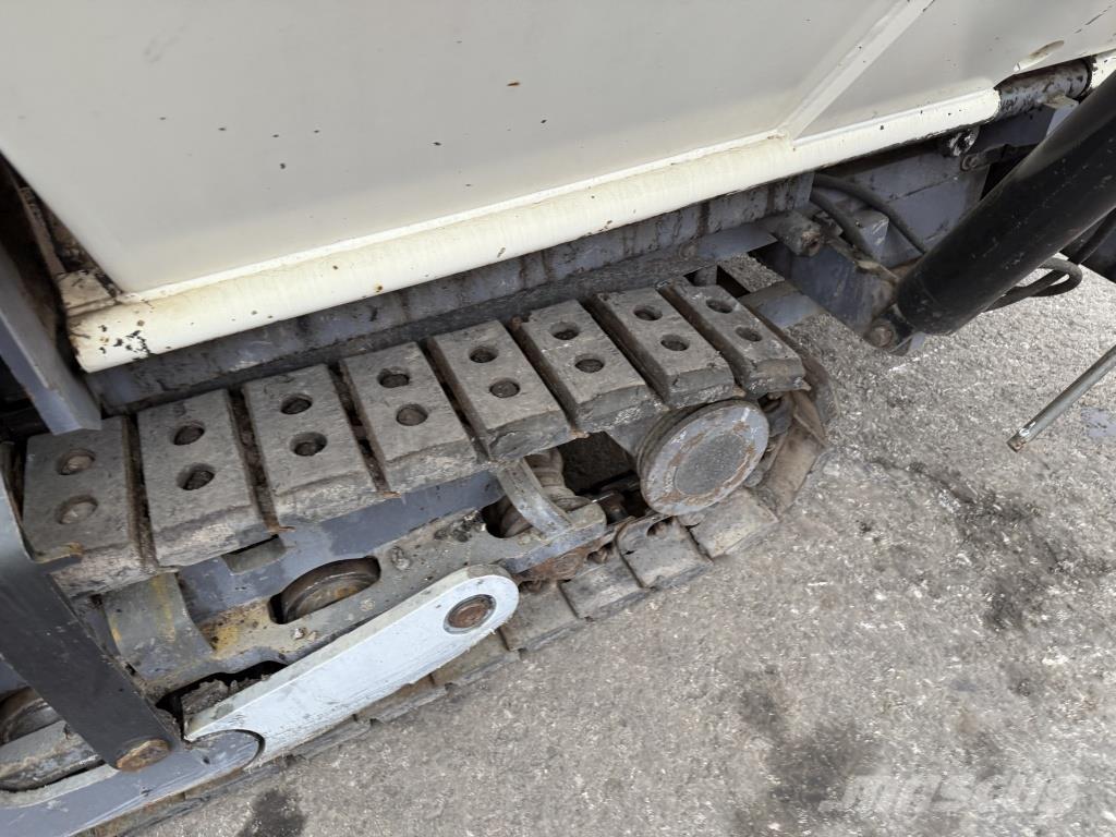 Dynapac F 1200 CS Асфальтовкладачі