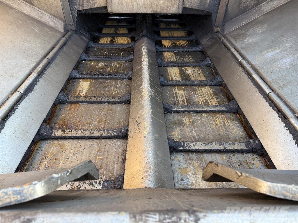 Dynapac SD 2500 CS Асфальтовкладачі