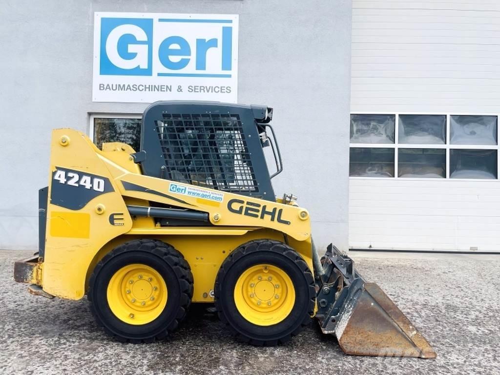 Gehl SL4240 Міні-навантажувачі