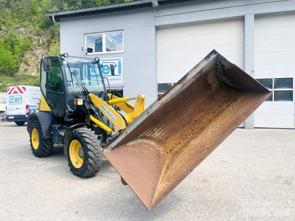 Komatsu WA80-6 Фронтальні навантажувачі