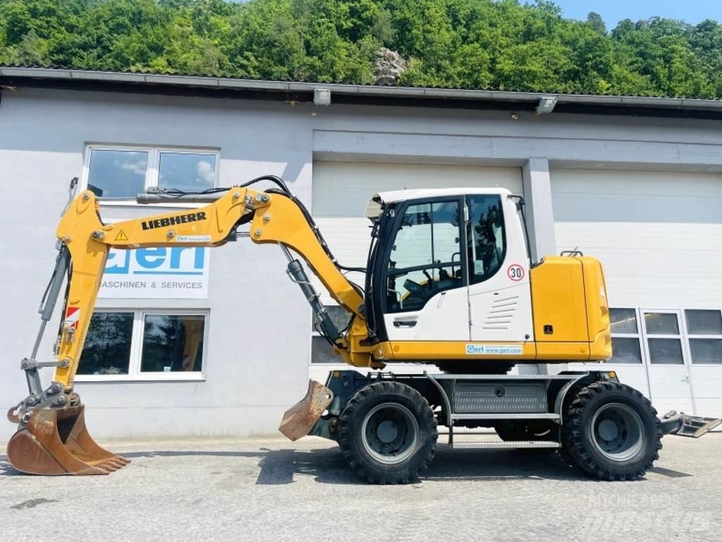 Liebherr A910 Compact Колісні екскаватори