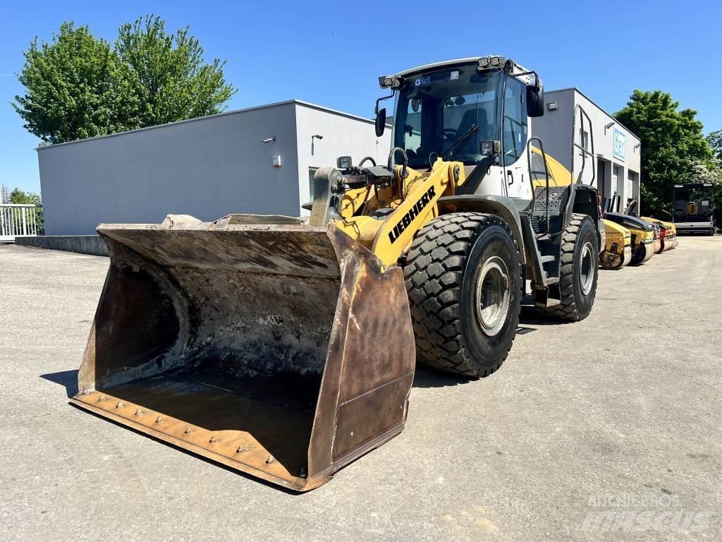 Liebherr L 556 Фронтальні навантажувачі