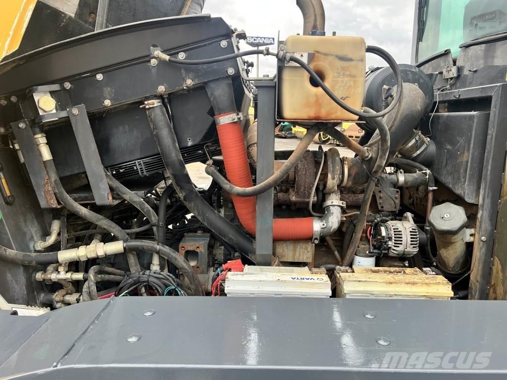 New Holland F 106.6 A Грейдери