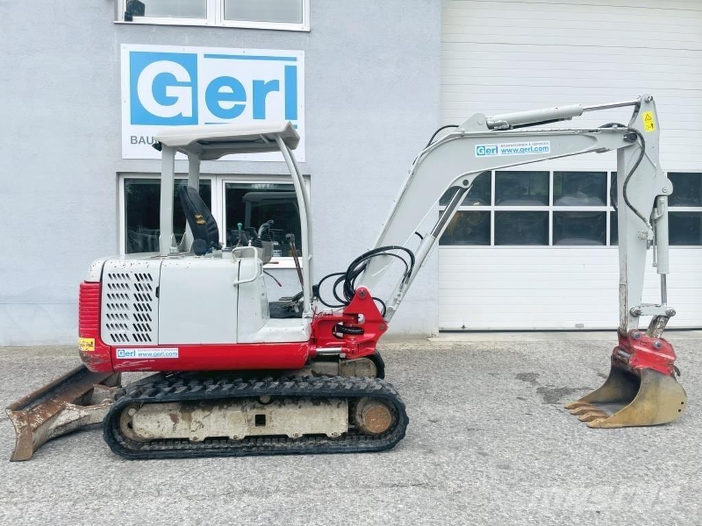 Takeuchi TB135 Міні-екскаватори < 7т