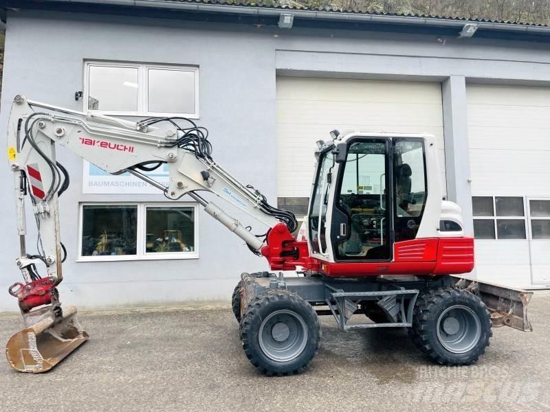 Takeuchi TB295W Колісні екскаватори
