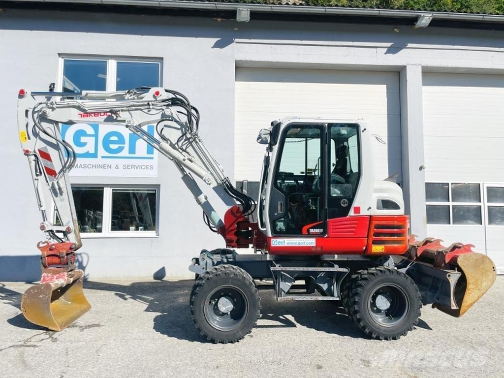 Takeuchi TB295W Колісні екскаватори
