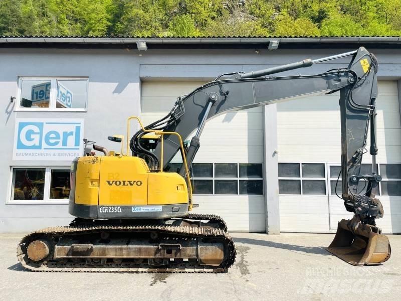 Volvo ECR235CL Гусеничні екскаватори