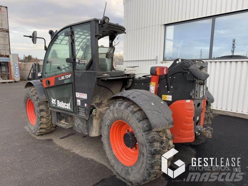 Bobcat TL38.70 Річ-трак із високим підйомом