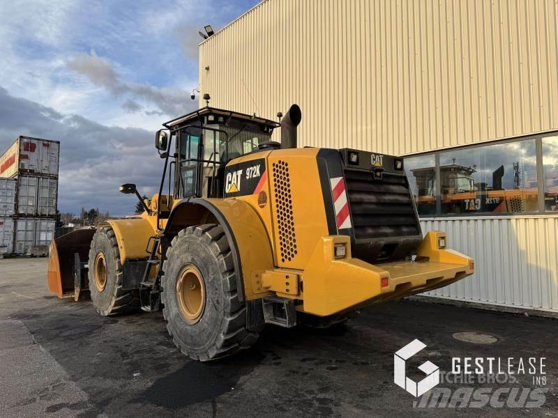CAT 972K Фронтальні навантажувачі