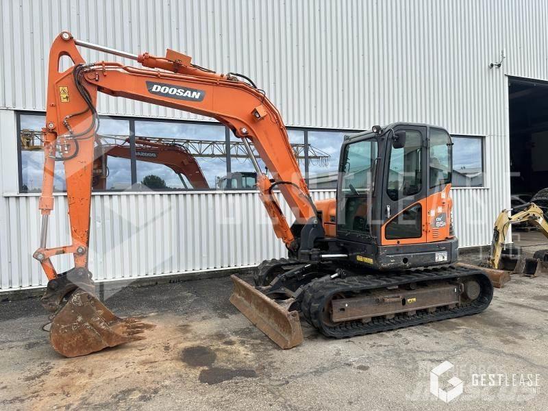 Doosan DX85R-3 Міні-екскаватори < 7т
