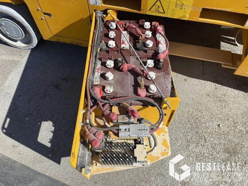 Genie GS-2646 Колінчаті підйомники