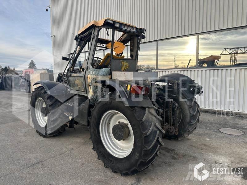 JCB Fastrac Трактори
