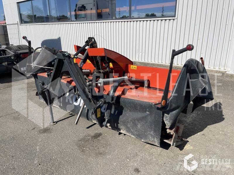 Kubota DM4032 Косилки