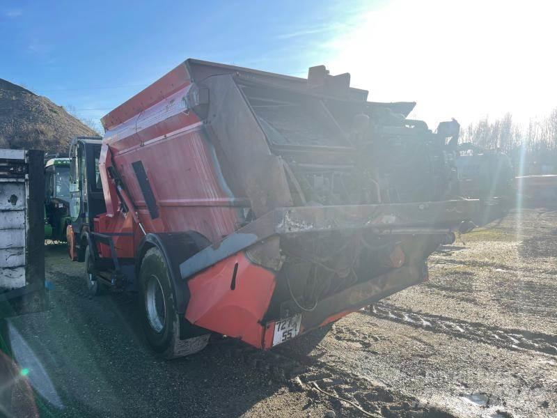 Kuhn SP 14 Завантажувачі змішувальних машин