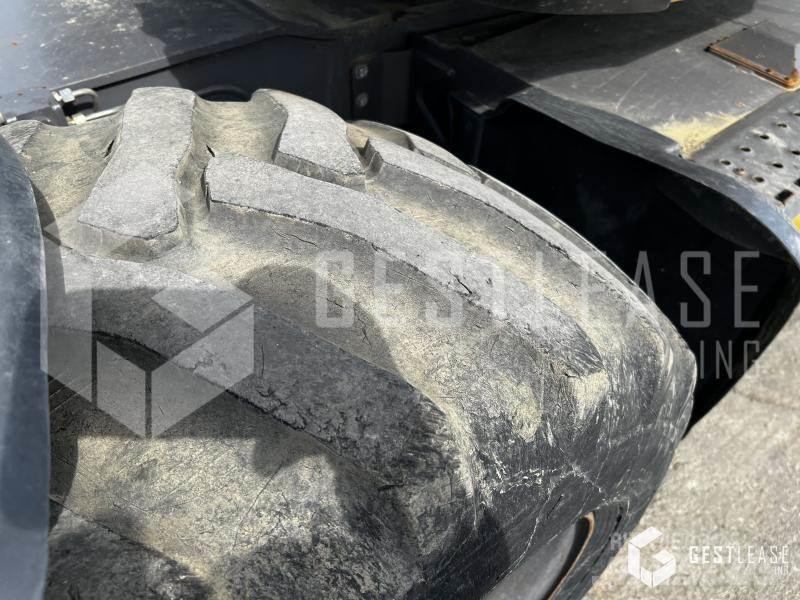 Mecalac 11 MWR Колісні екскаватори