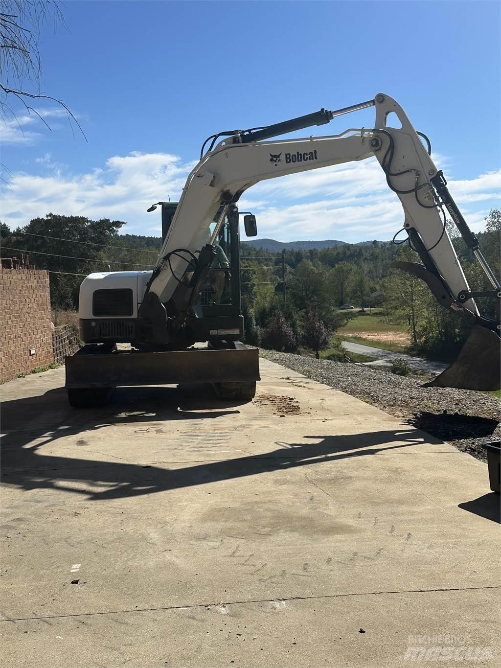 Bobcat E85 Гусеничні екскаватори