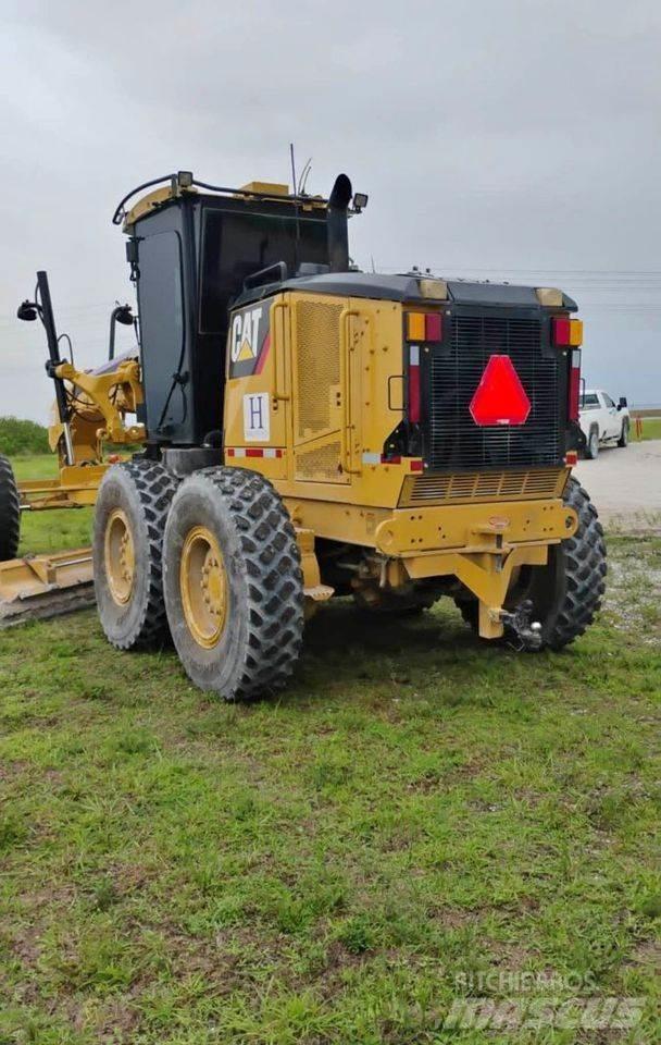 CAT 140M Гусеничні бульдозери