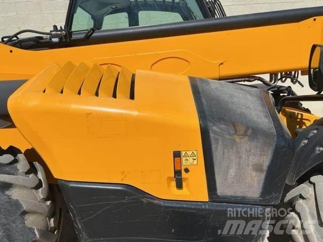 JCB 535-95 Інше