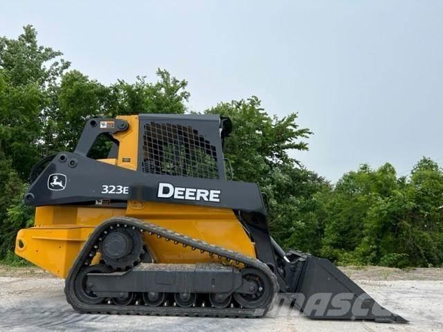 John Deere 323E Міні-навантажувачі