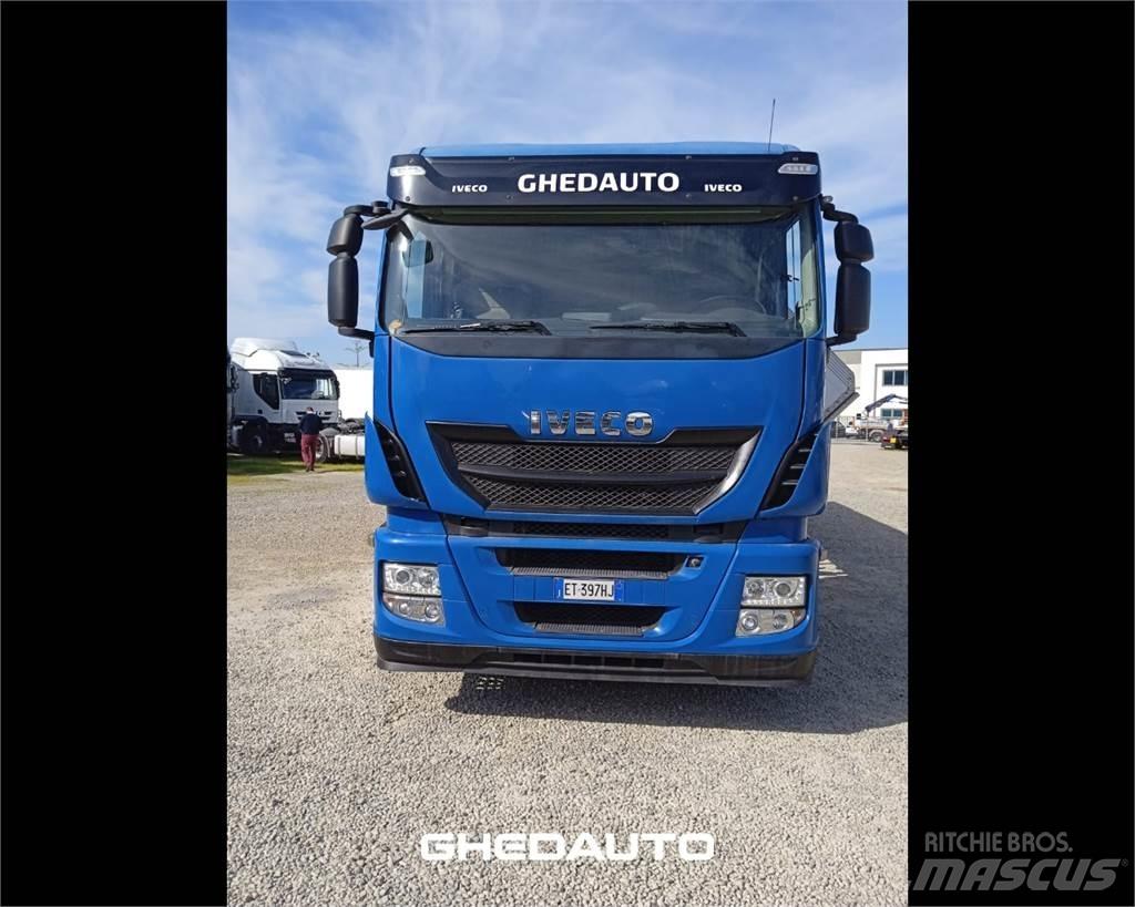 Iveco AS260S48Y Фургони