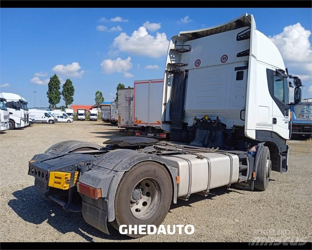 Iveco AS440S48 Фургони