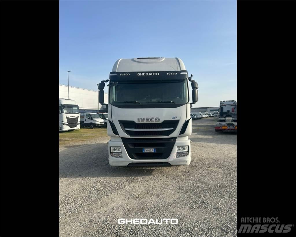 Iveco AS440S48 Фургони