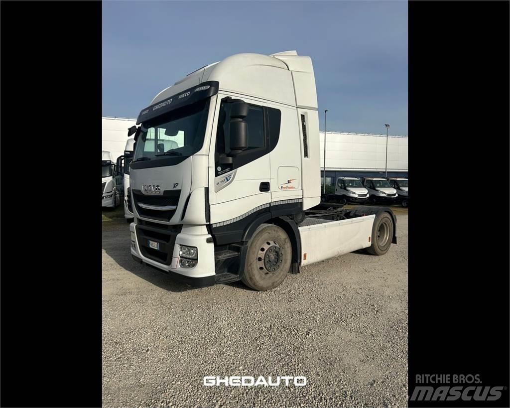 Iveco AS440ST Фургони