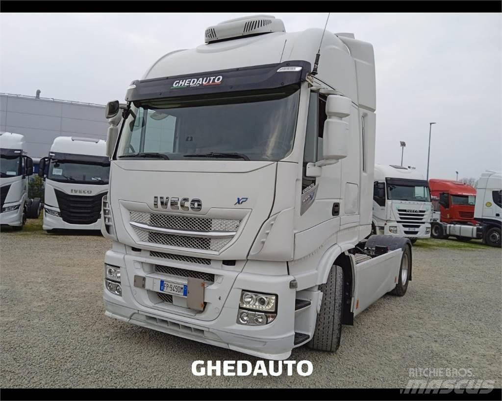 Iveco AS440ST/P Фургони