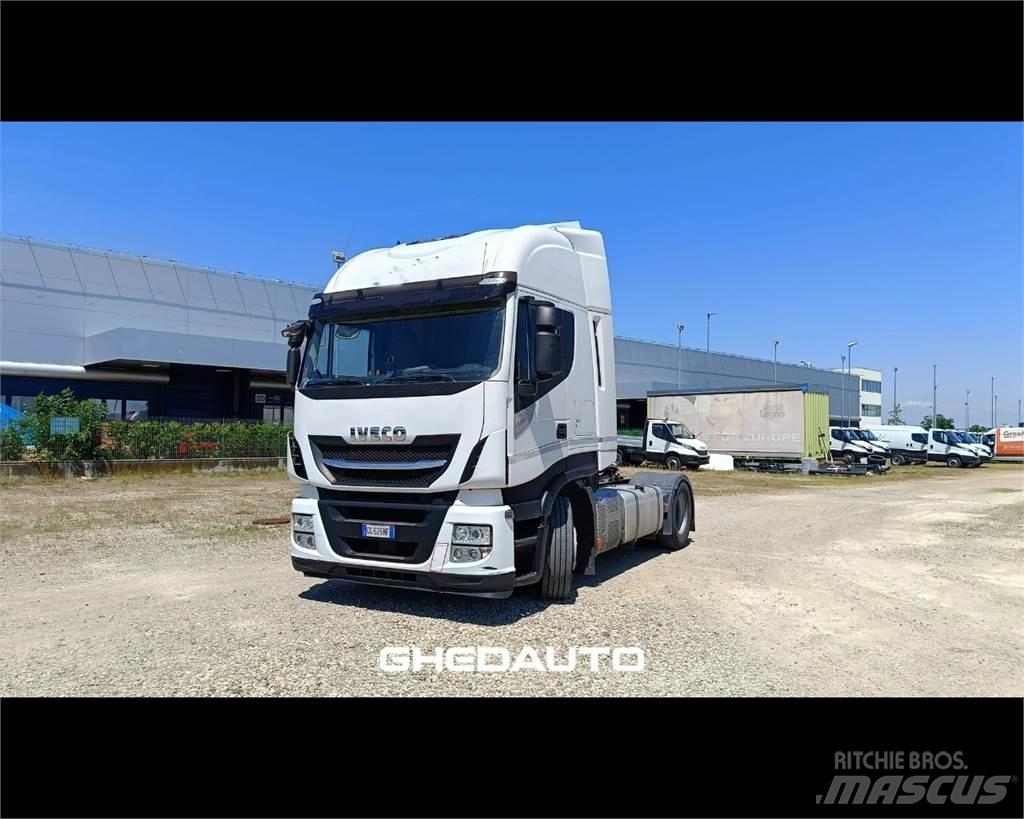 Iveco AS440ST/P Фургони