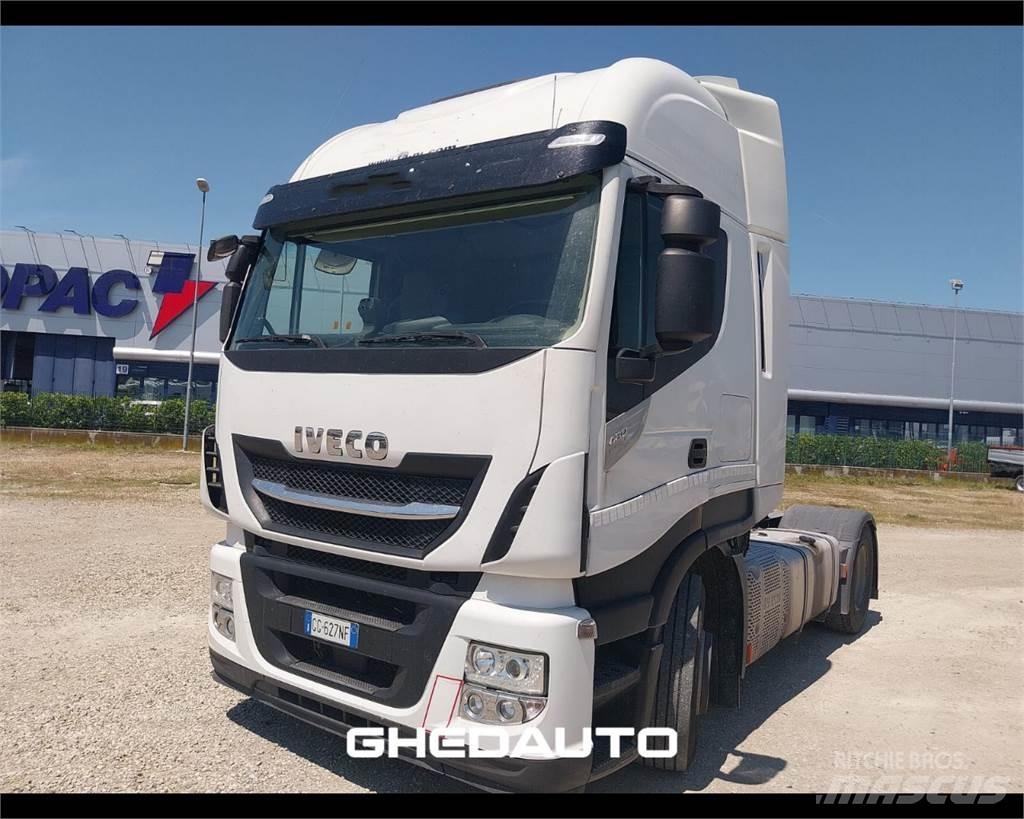 Iveco AS440ST/P Фургони